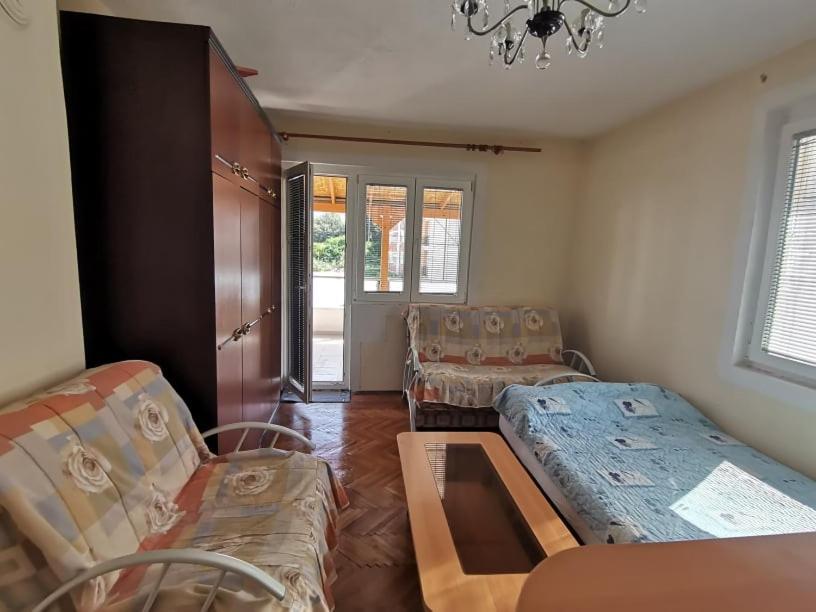 אוהריד Apartments Stavreski מראה חיצוני תמונה